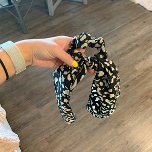 Buckle Hair Tie